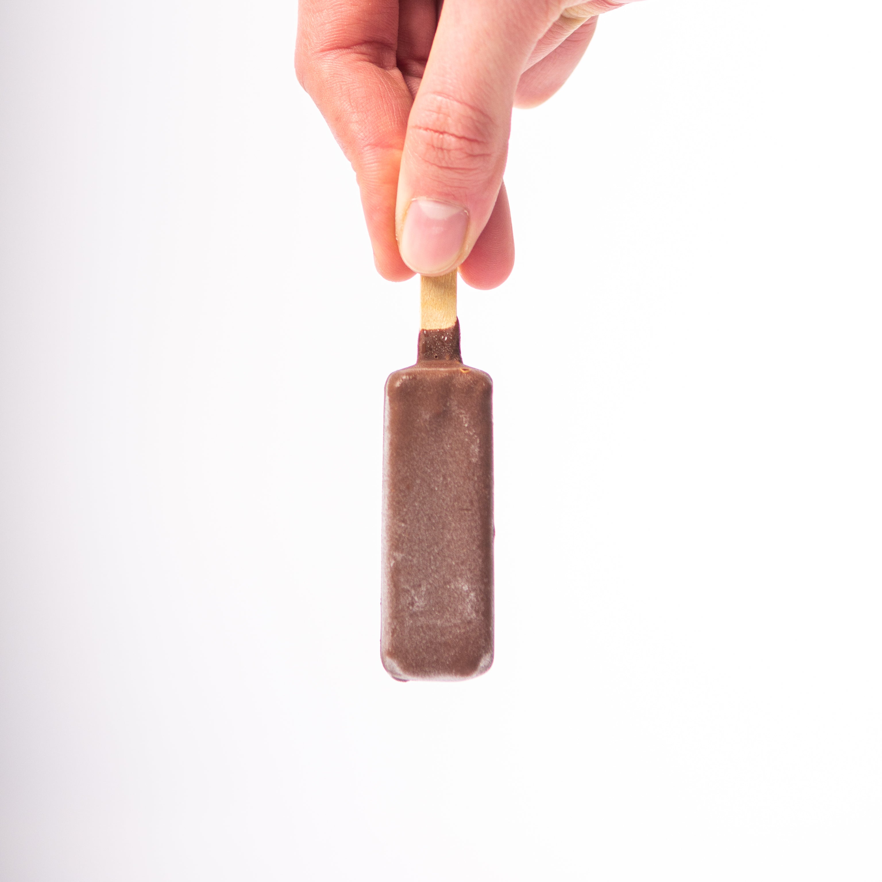 Mini Frisco framboossorbet omhuld met fondant chocolade - 80st