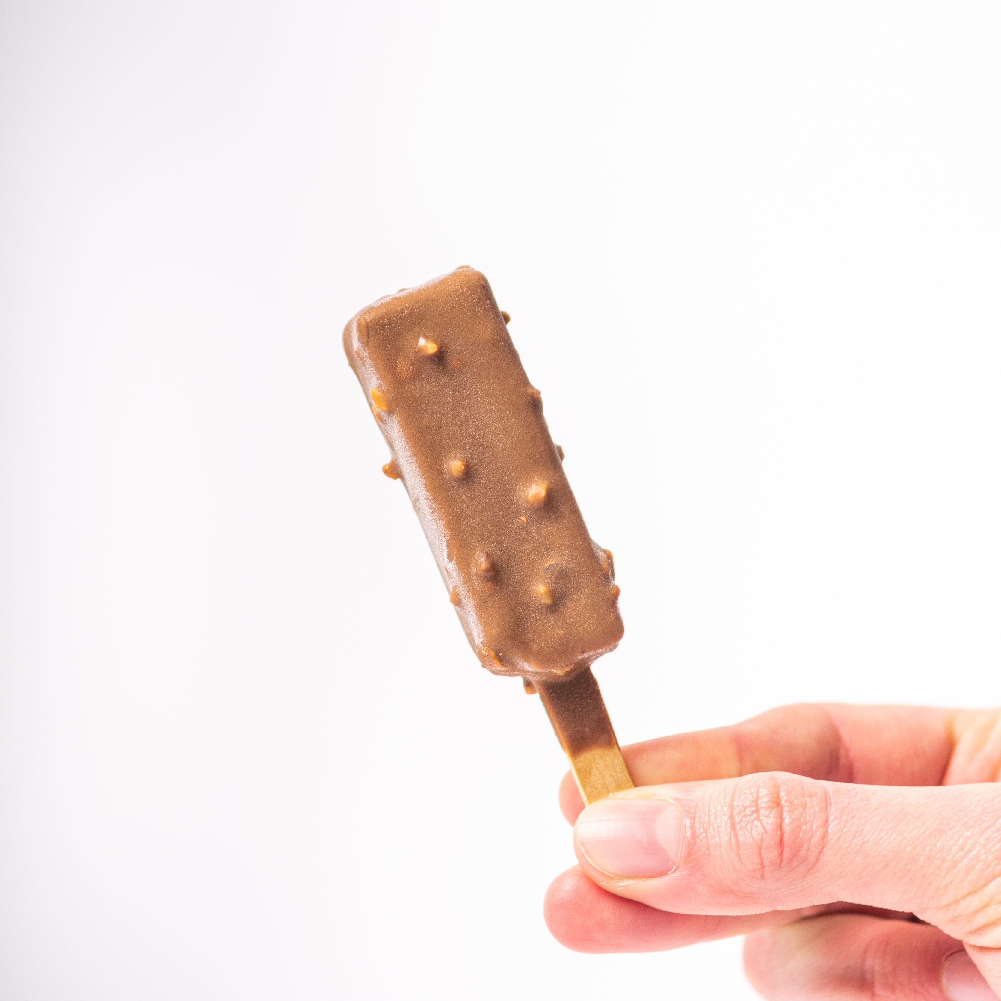 Mini Frisco vanille omhuld met melk chocolade met nootjes - 80st